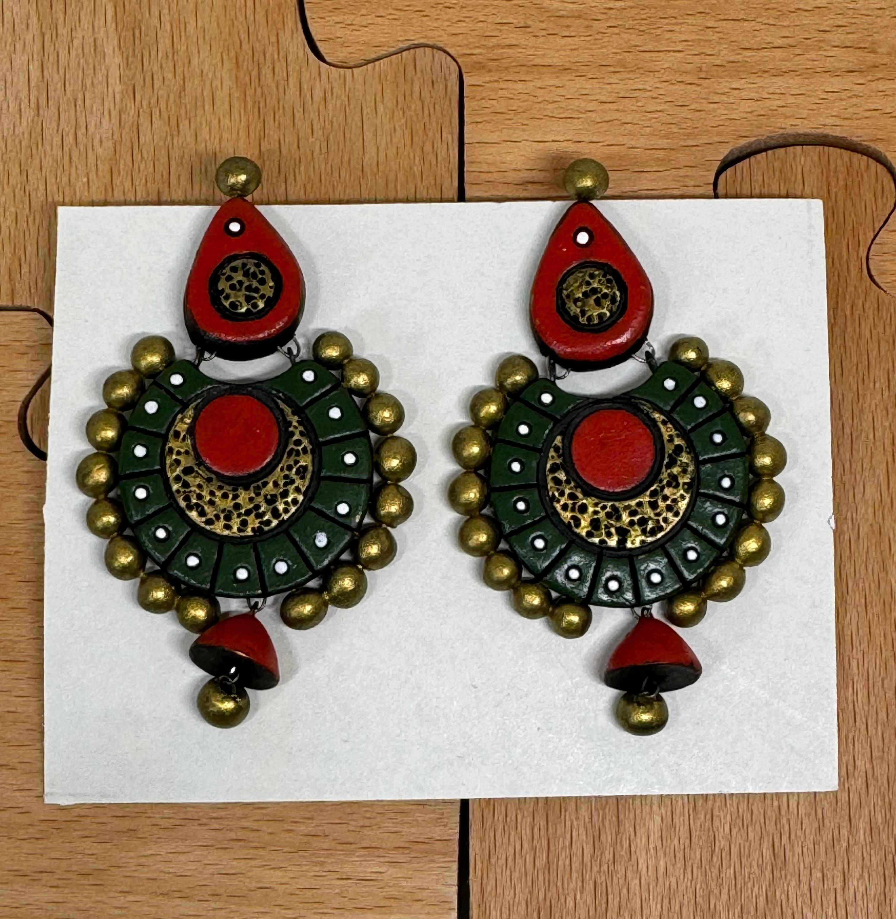 Antique Fusion earrings with olive green and red colors