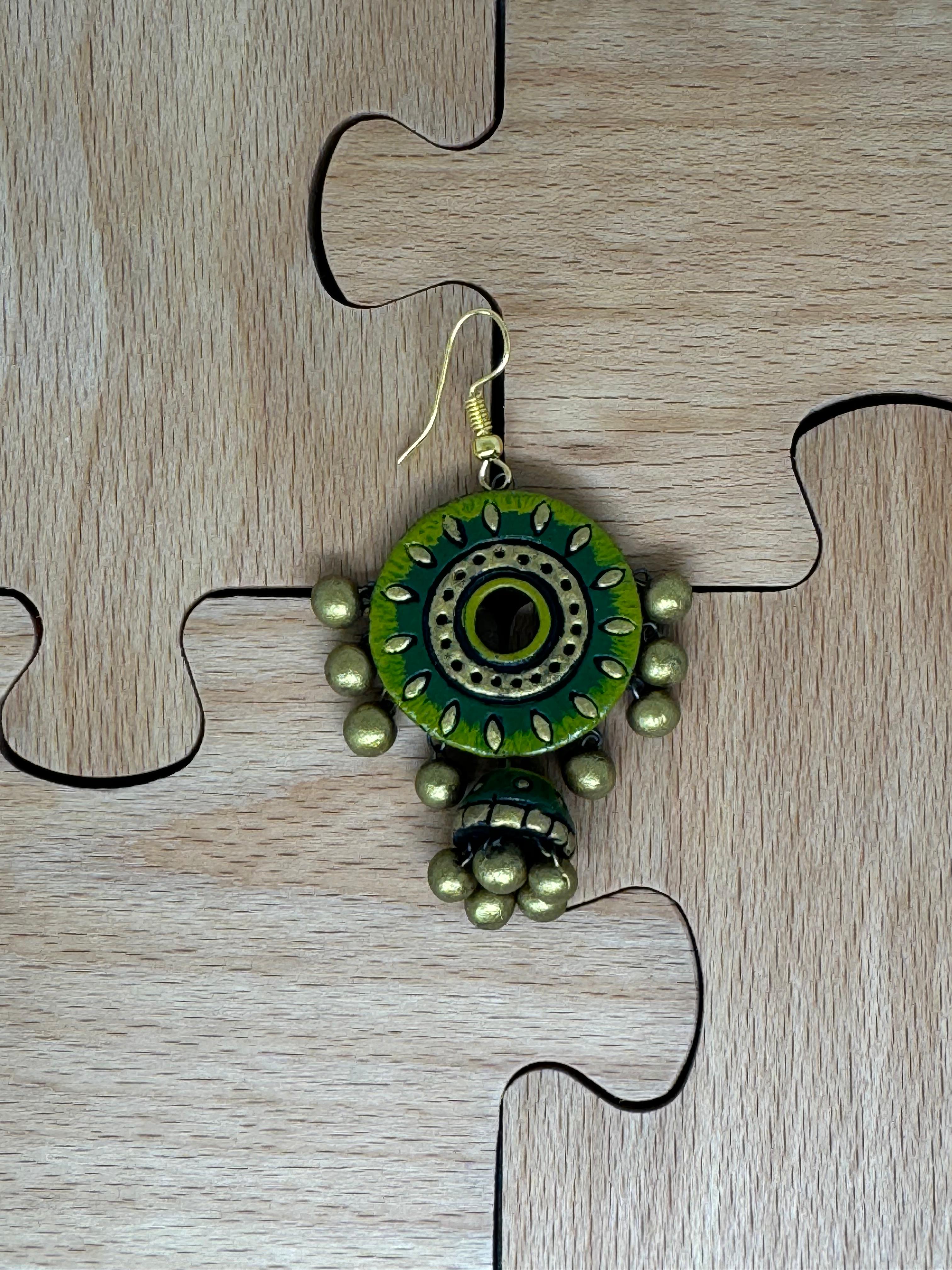 Antique Fusion earrings covered with blue green colors