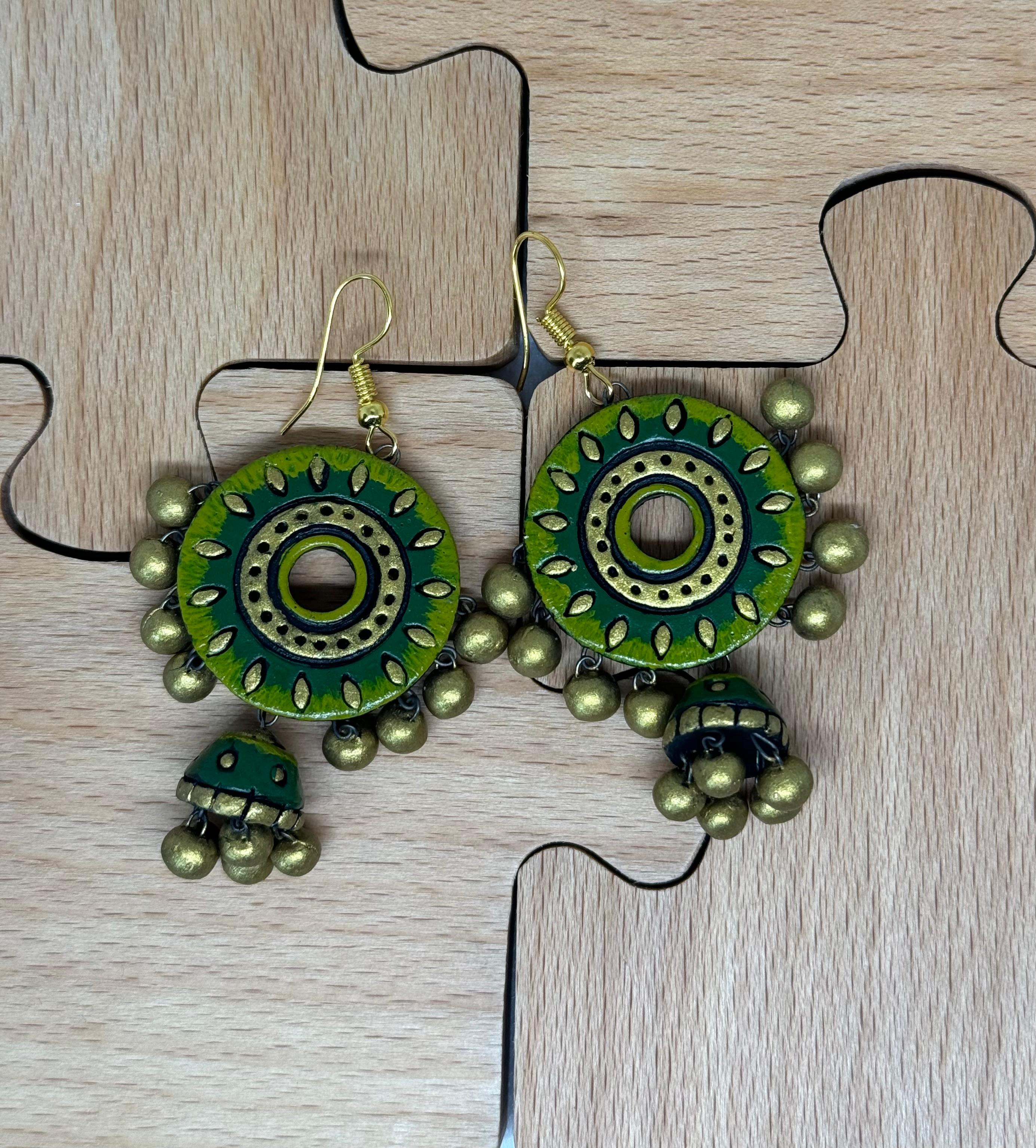 Antique Fusion earrings covered with blue green colors