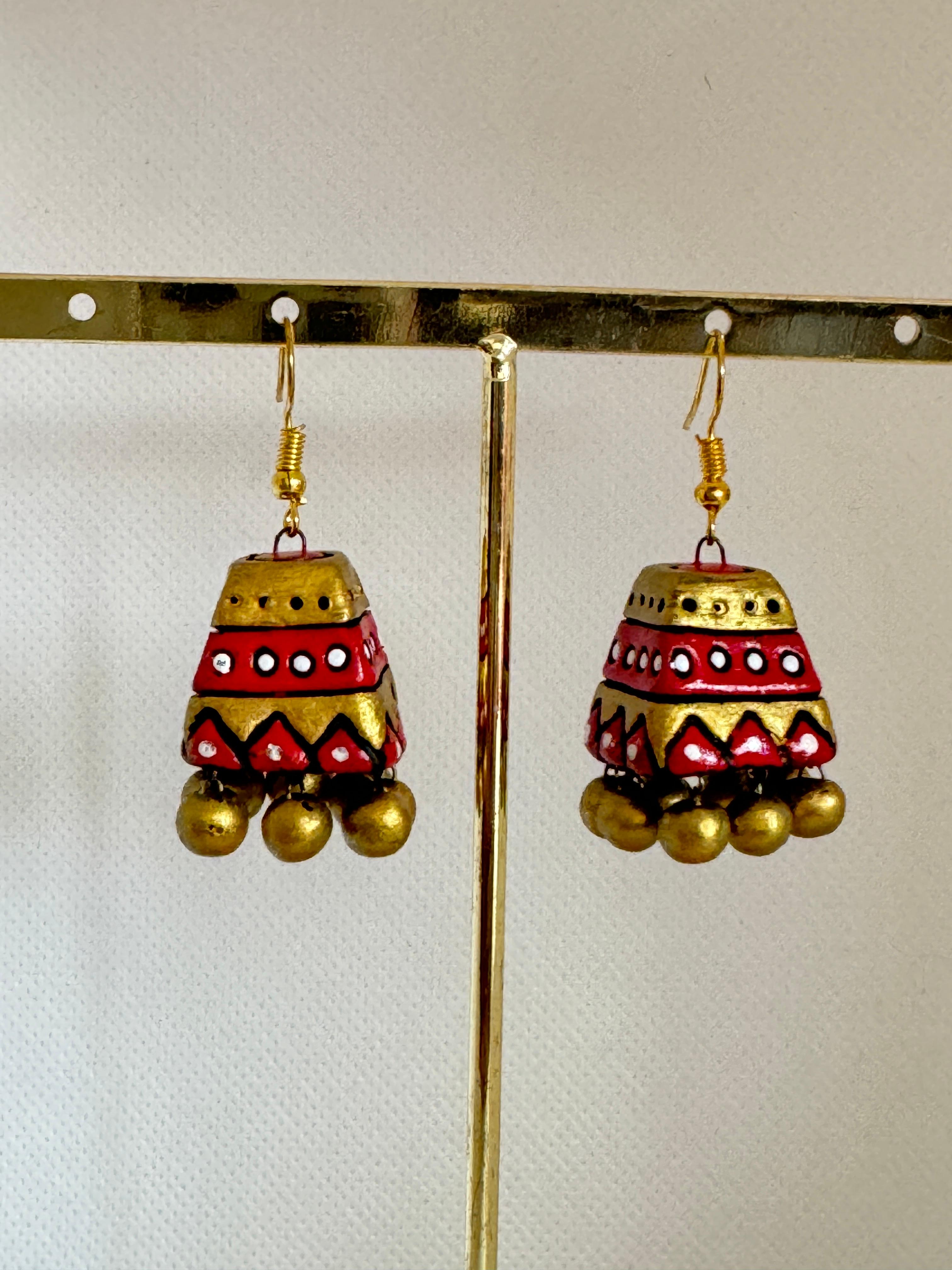 Fusion Jhumka, It's covered with red and gold colors