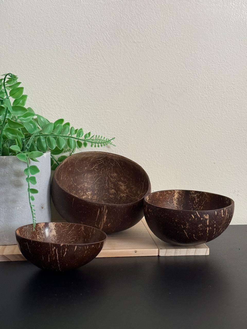 Coco bowls with combo set, Like 3 pieces of set made with Coconut shells. Big, medium, small sizes